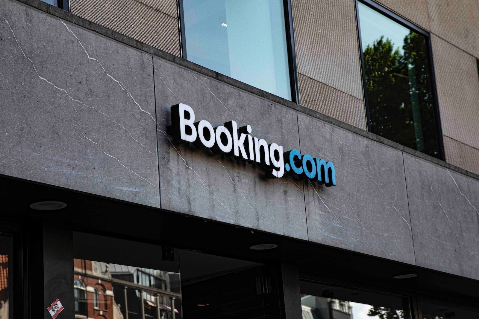 booking.com building